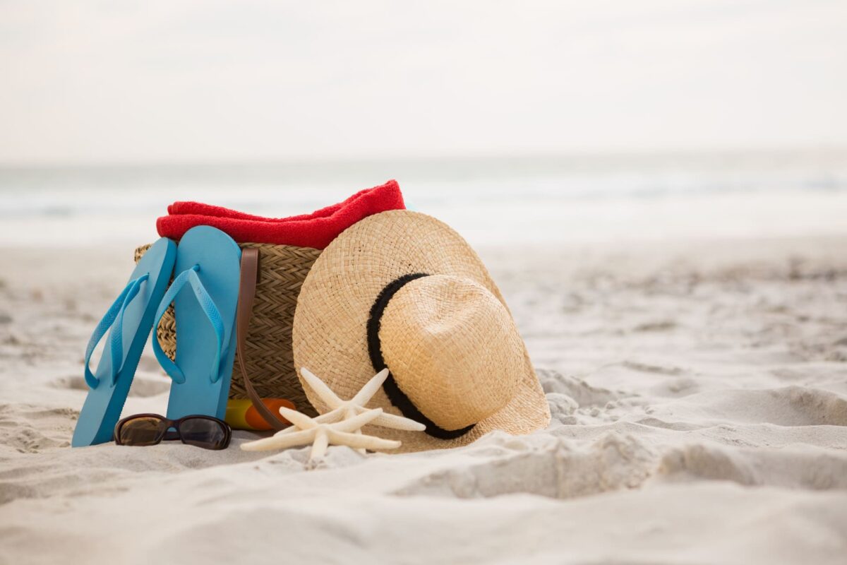 bag-beach-accessories-kept-sand